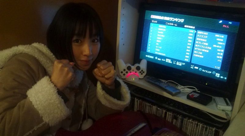 Illustration for article titled The Top Spelunker Player In Japan Is A Pin-Up Model